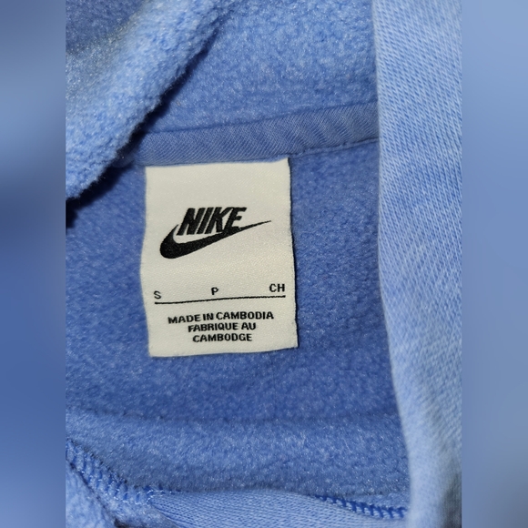 Youth Sz Small Nike Pullover Light Blue Hoodie, Worn 1 or 2x, Like Brand New - Picture 4 of 4